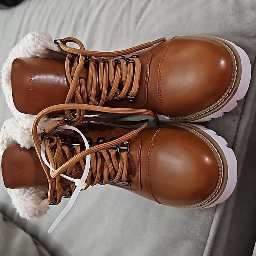 Women's boots